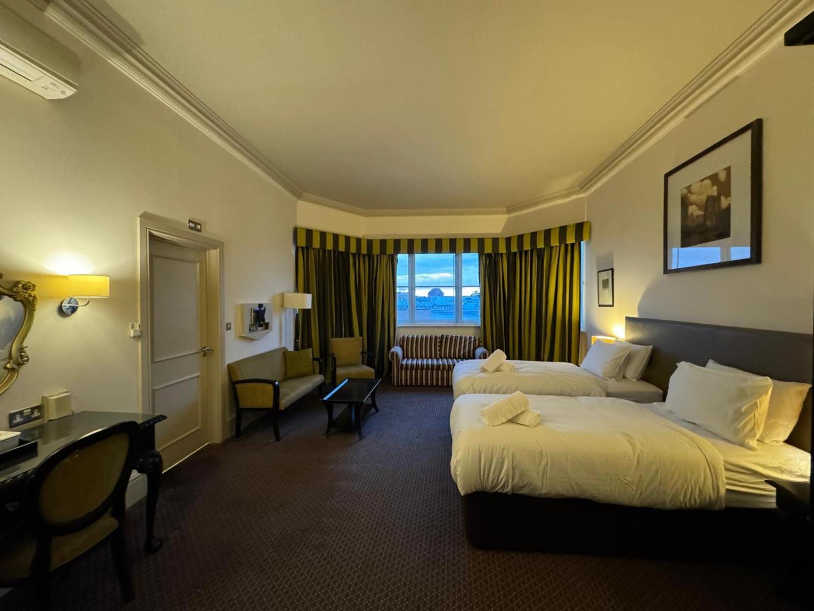 H & G Hotel Opposite Windsor Castle Exterior foto